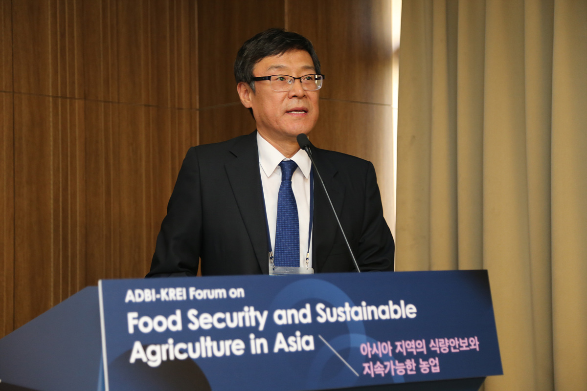 아시아 지역의 식량안보 및 지속가능한 농업을 위한 ADBI-KREI 공동포럼 이미지